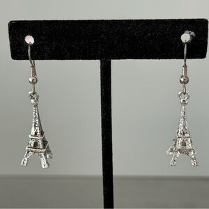 Pretty Silvertone Eiffel Tower Dangle Earrings, Paris Charm